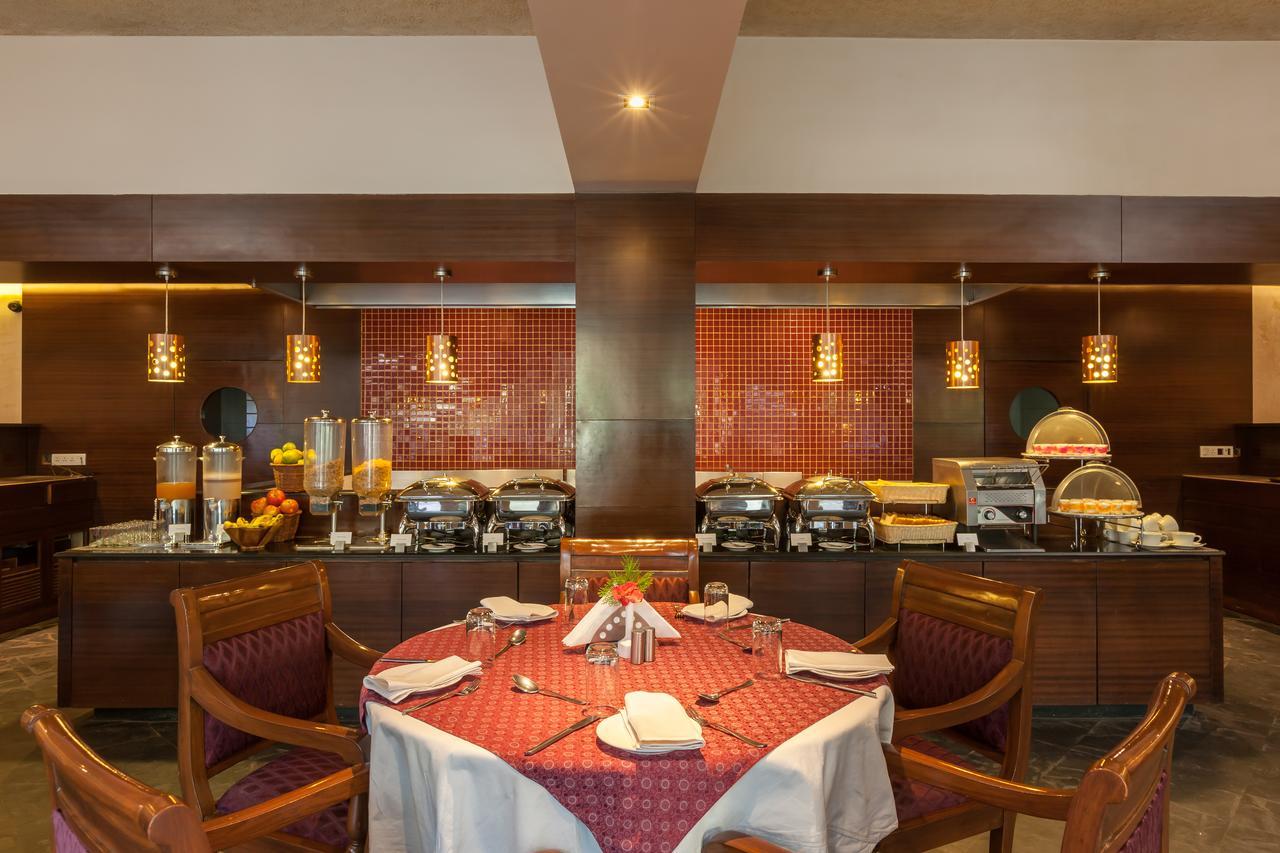 Hotel Hilltone Mount Abu Esterno foto