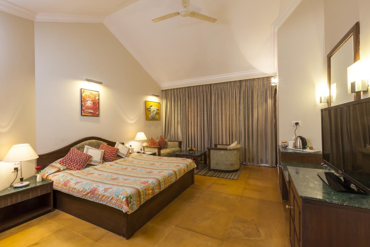 Hotel Hilltone Mount Abu Esterno foto